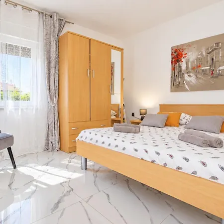 Apartmán Mata, Village Sikici